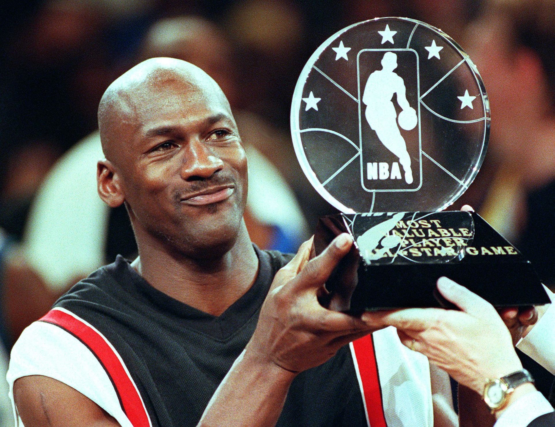 5 nguyên tắc kiếm tiền của Michael Jordan khiến người hâm mộ chỉ biết trầm trồ
